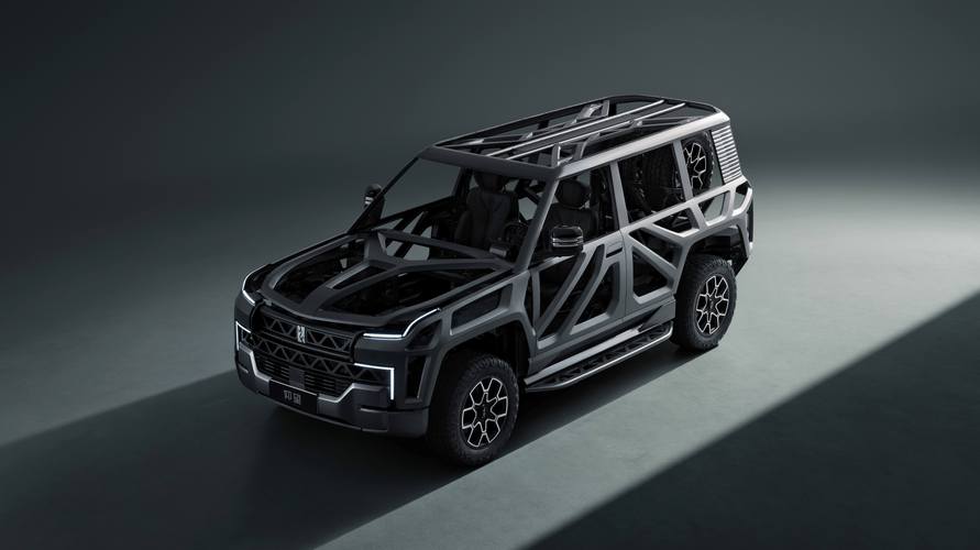 佛山30仰望U8硬派越野的科技魅力，国能汽车对传统燃油车市场的冲击